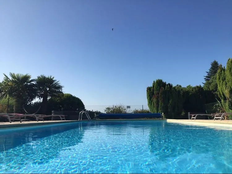Campo de lujo Hidden Gem! Boho Glamping Tent With Pool And Hot Tub Berne